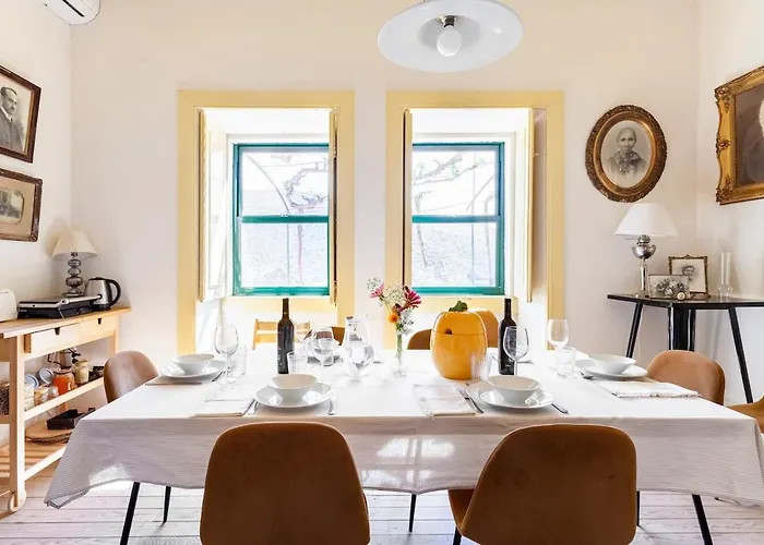 Quinta Amendoeiras Feriegård *